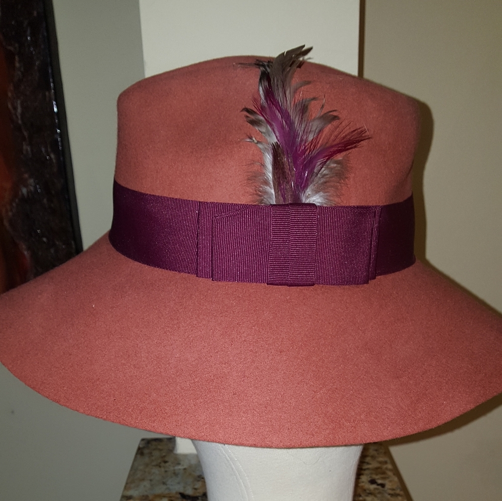 Kate Landry Wool hat